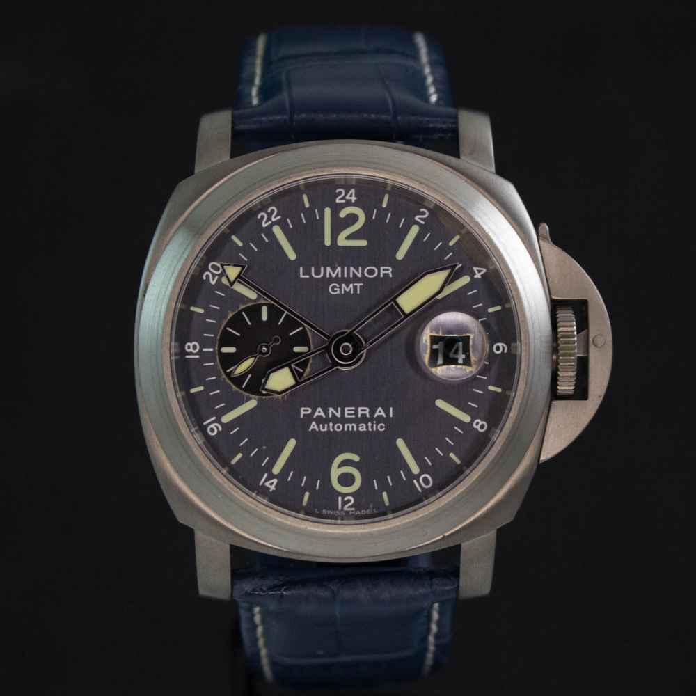 Panerai Luminor GMT