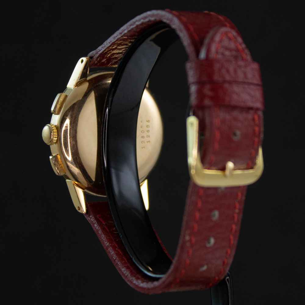 Watch Universal Geneve Dato Compax Chrono Vintage 18k second-hand