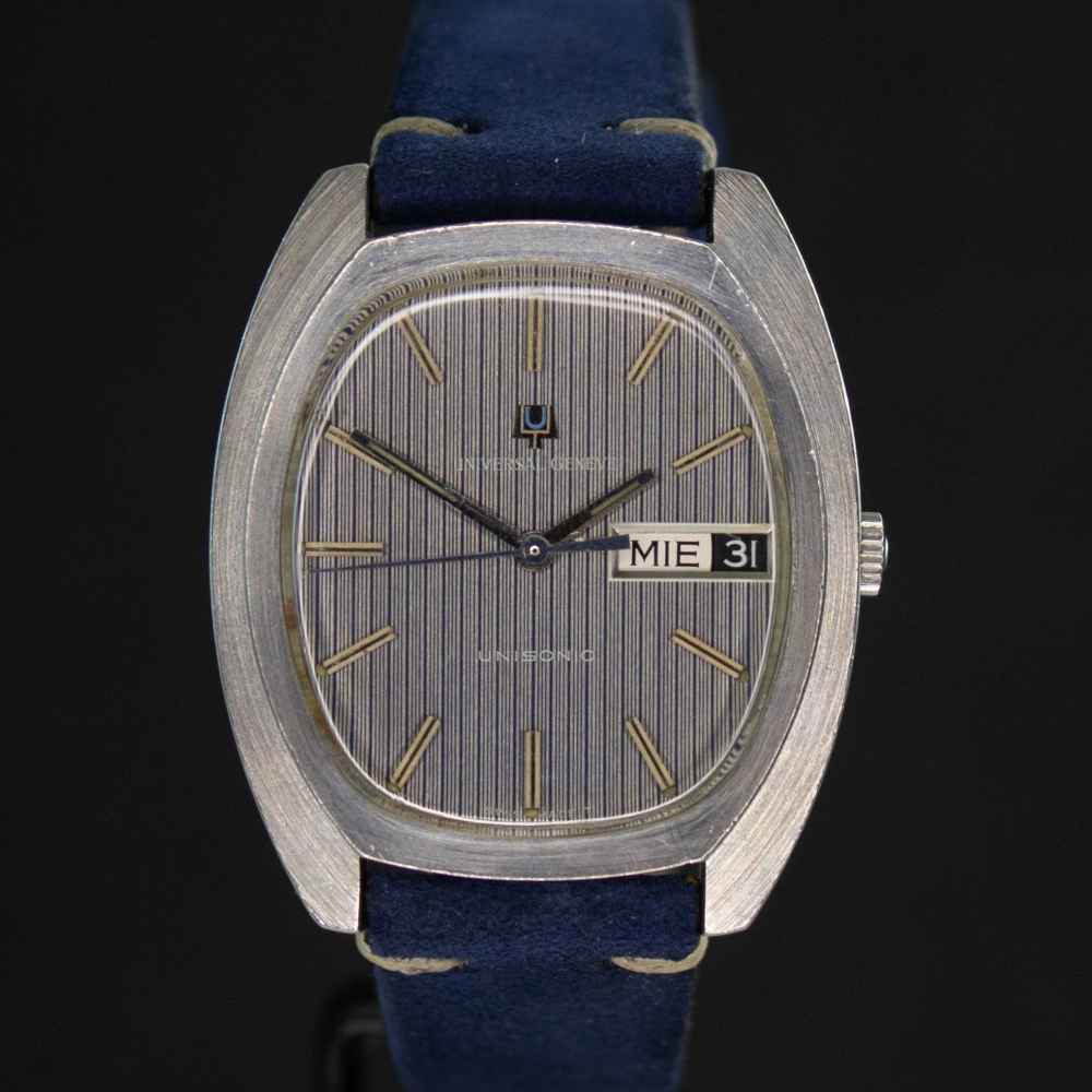 Watch Universal Geneve Unisonic second-hand
