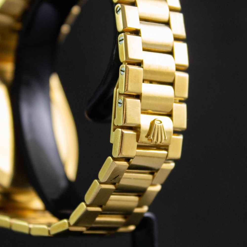 Watch Rolex Day-Date Oysterquartz second-hand