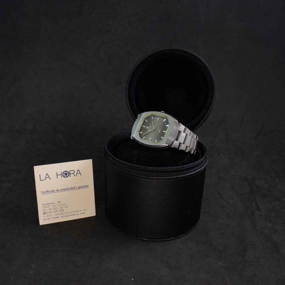 Watch Zenith Defy second-hand