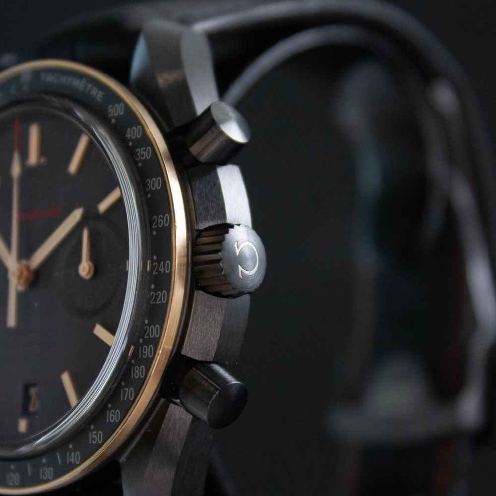 Watch Omega Speedmaster Moonwatch Dark Side Of The Moon second-hand