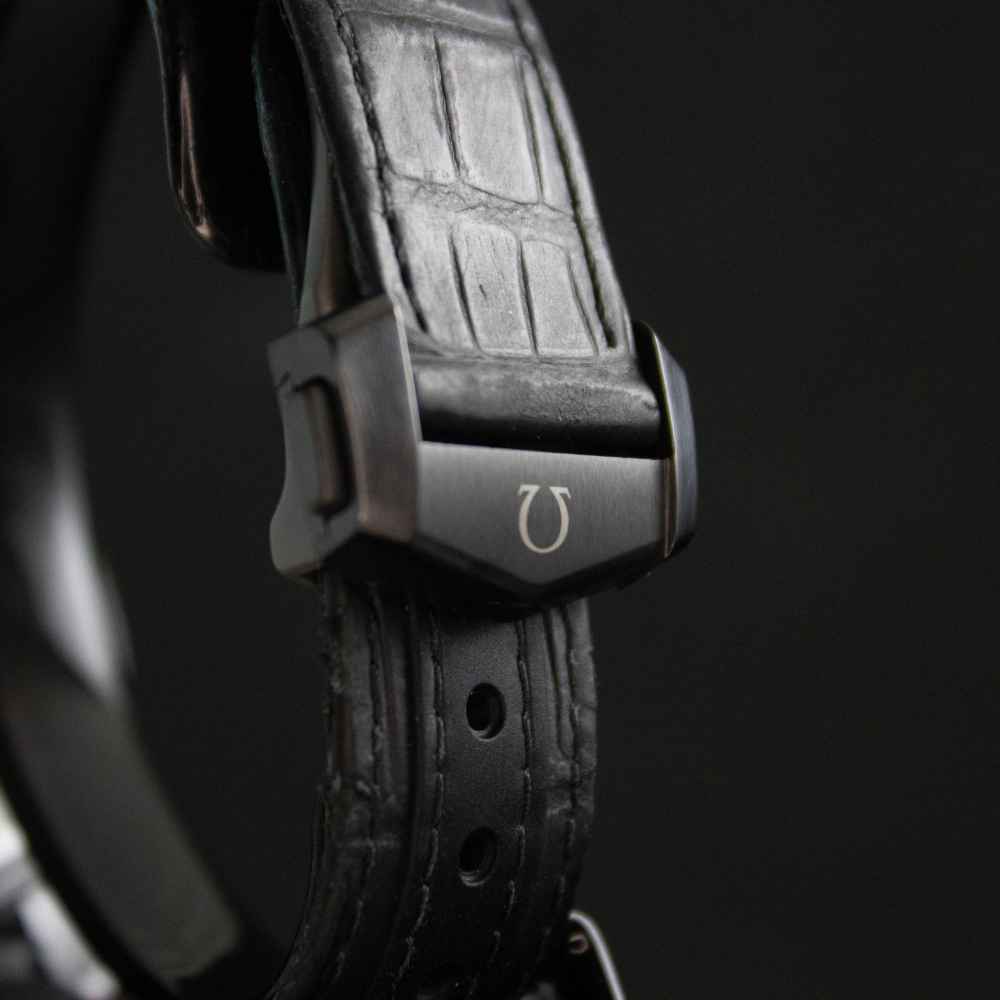 Watch Omega Speedmaster Moonwatch Dark Side Of The Moon second-hand