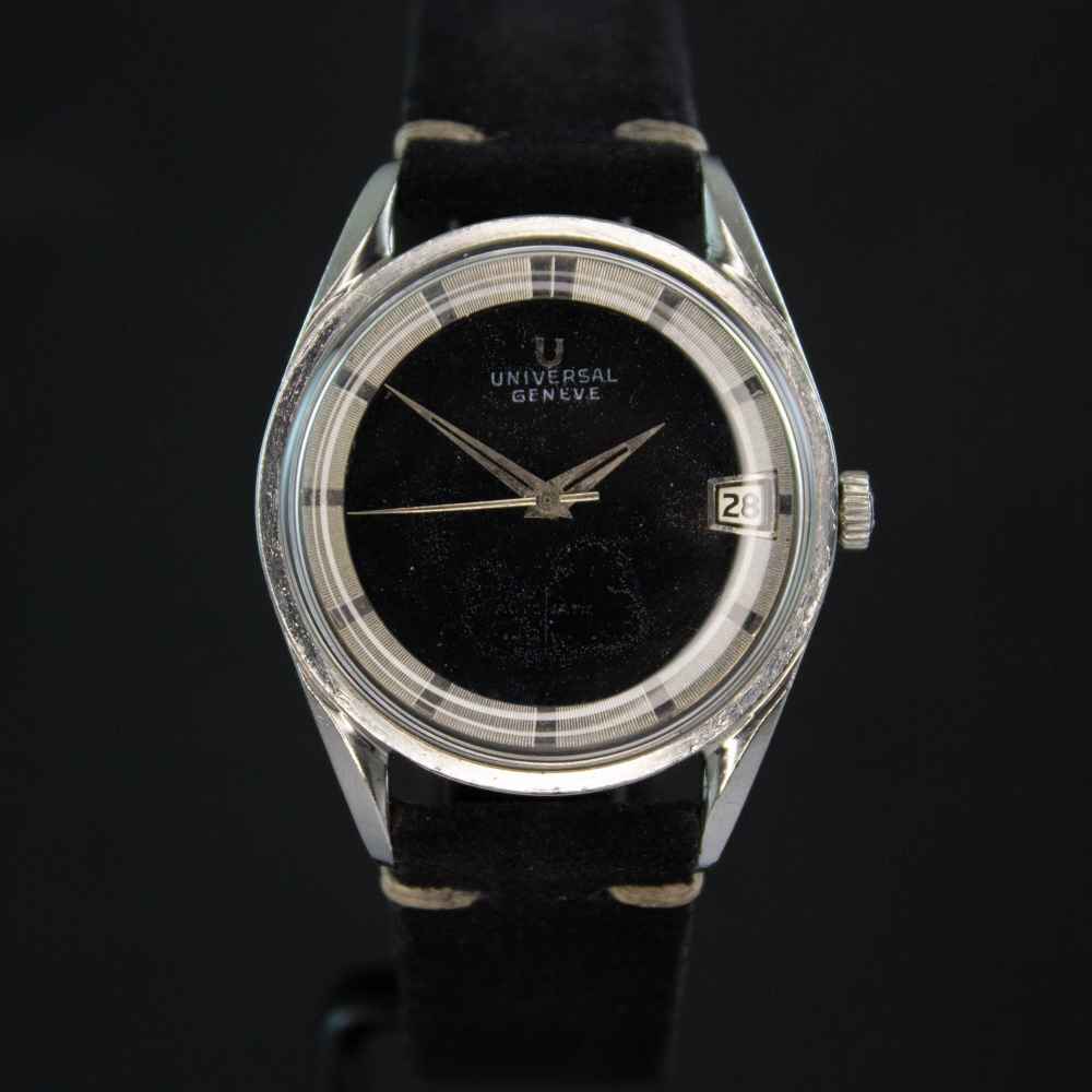 Watch Universal Geneve Polerouter Date second-hand