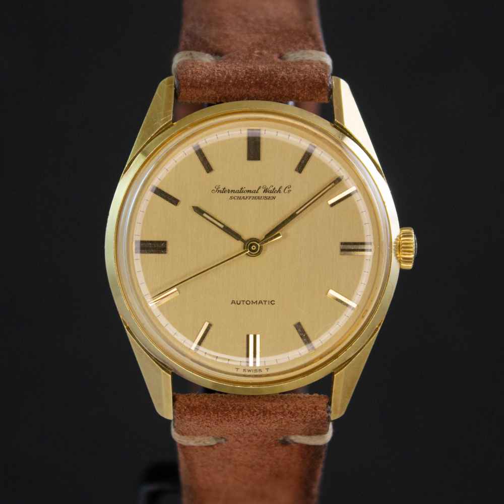 Watch IWC Classic 18k second-hand