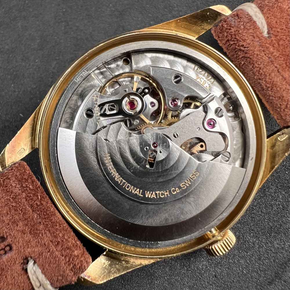 Watch IWC Classic 18k second-hand