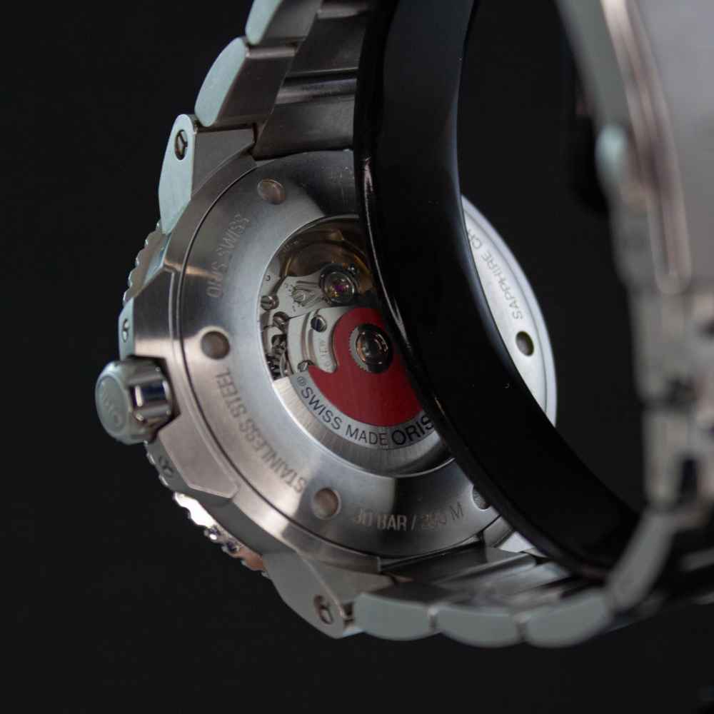 Watch Varios Oris Aquis Date Relief second-hand