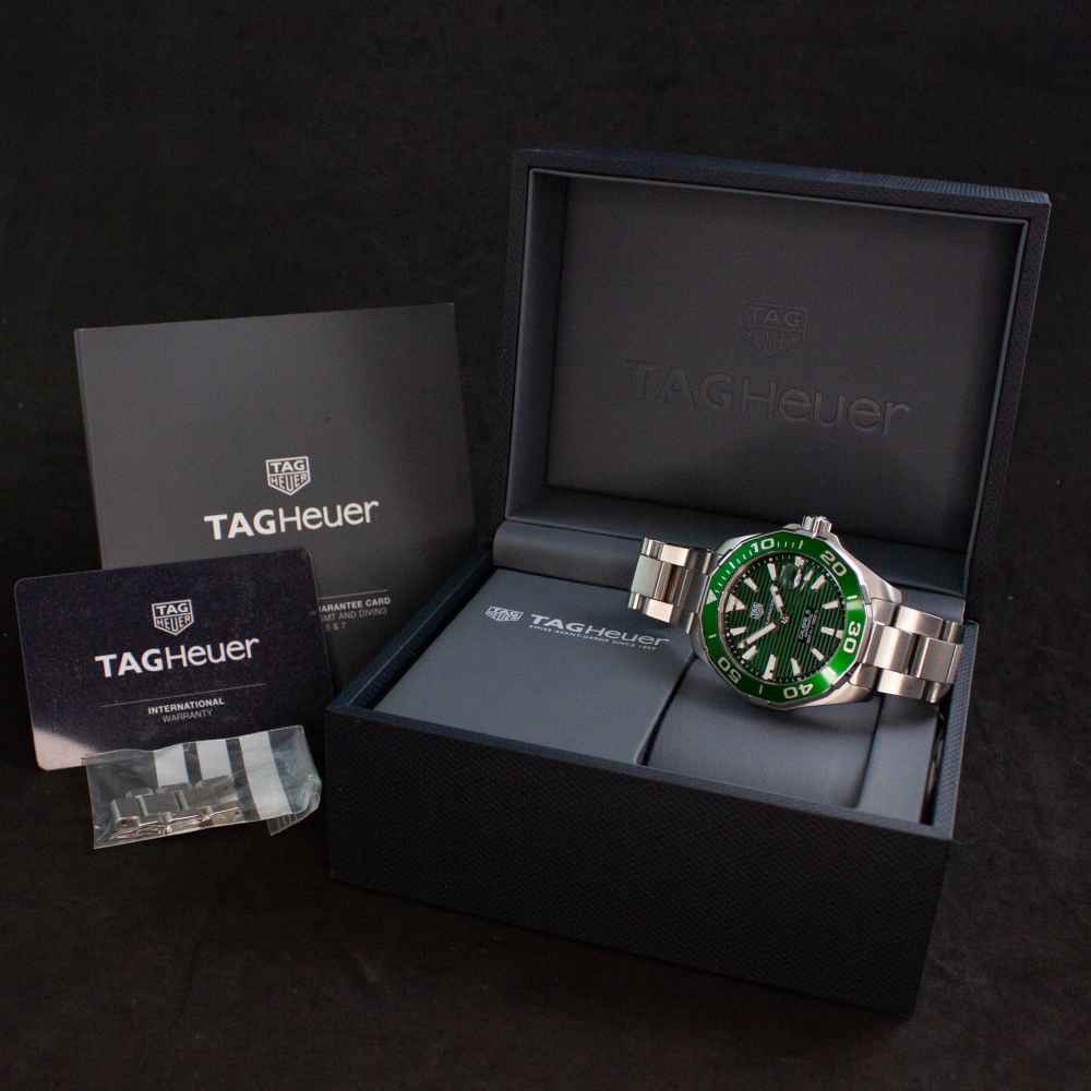 Watch Tag Heuer Aquaracer calibre 5 second-hand