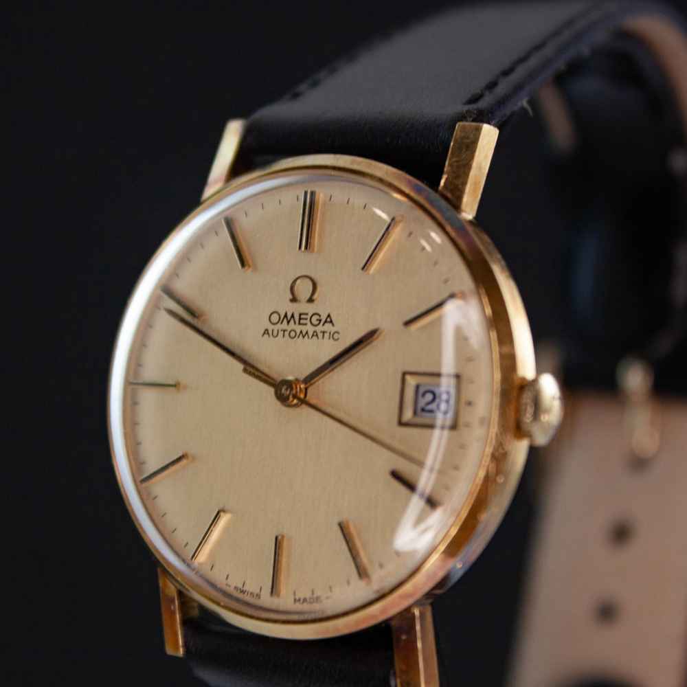 Watch Omega Classic 18k second-hand