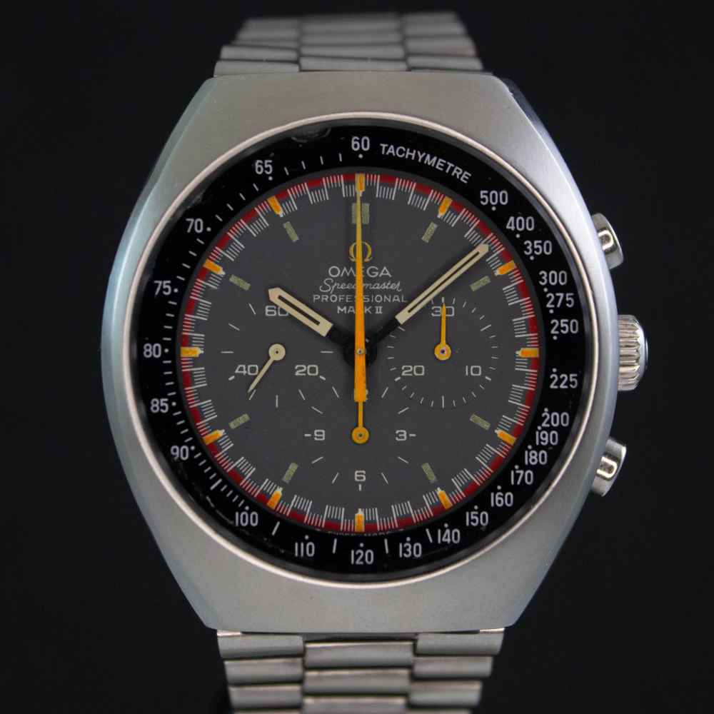Watch Omega Speedmaster second-hand