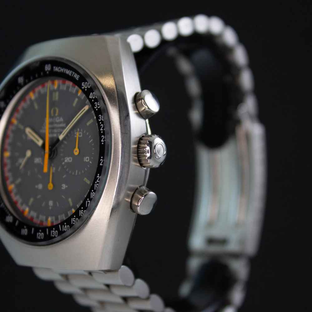Watch Omega Speedmaster second-hand