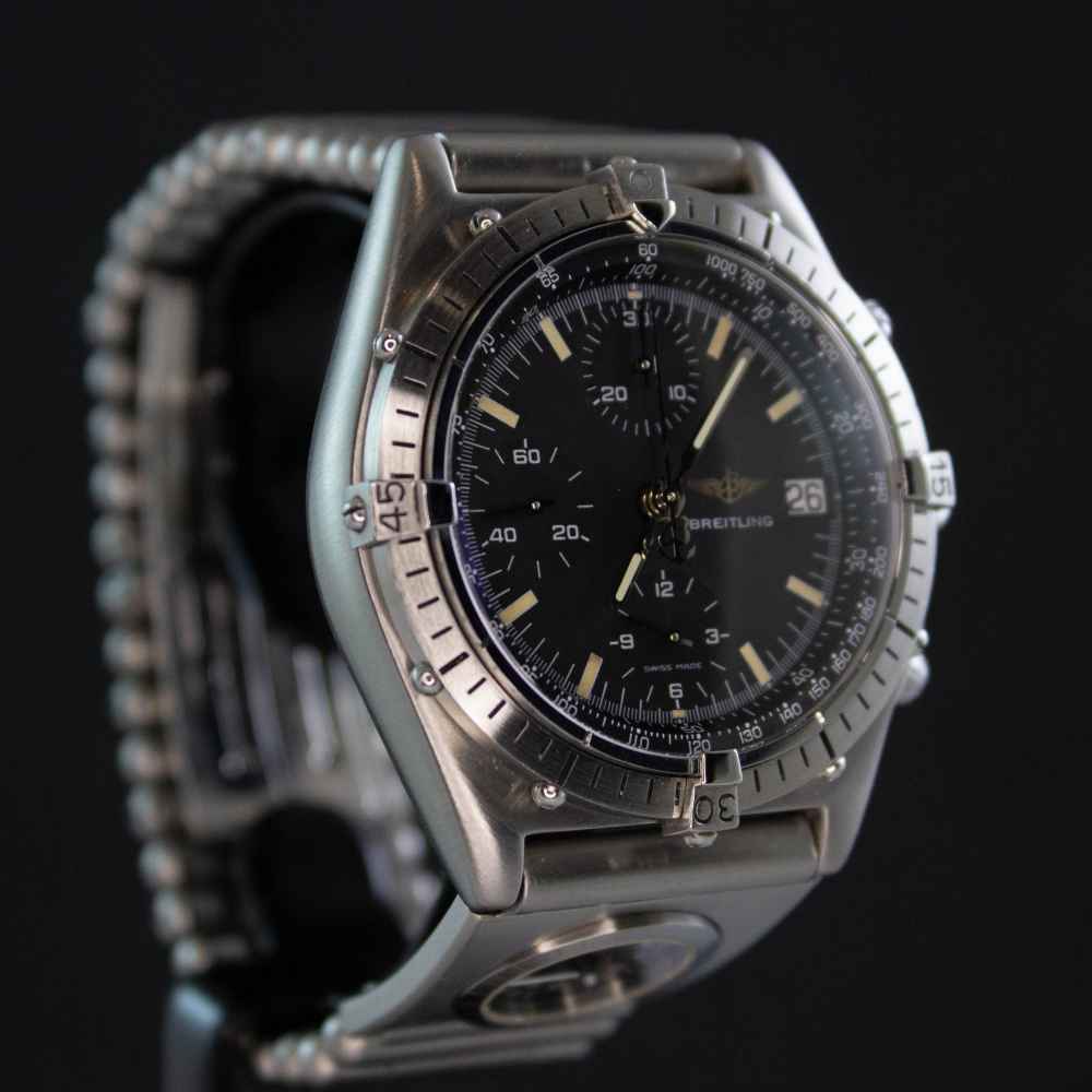 Watch Breitling Chronomat second-hand