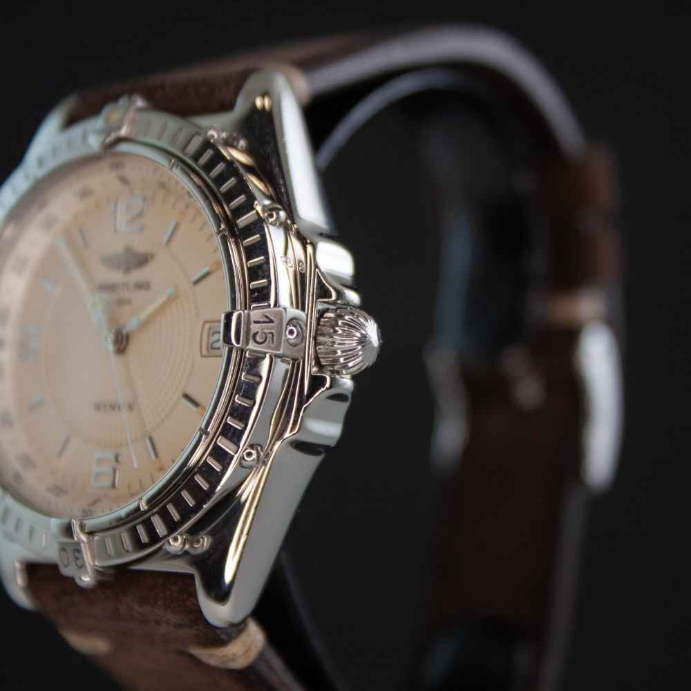 Watch Breitling Wings second-hand