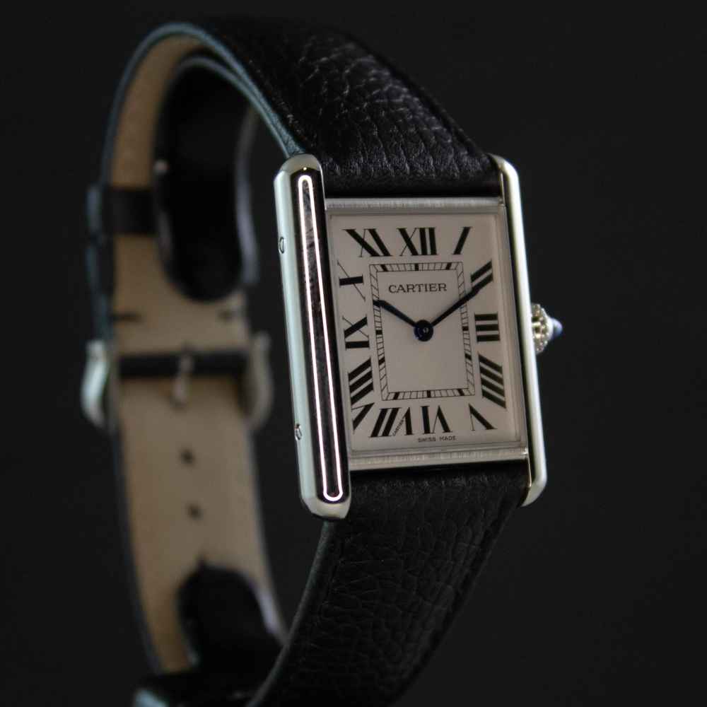Watch Cartier Tank Must Solarbeat second-hand