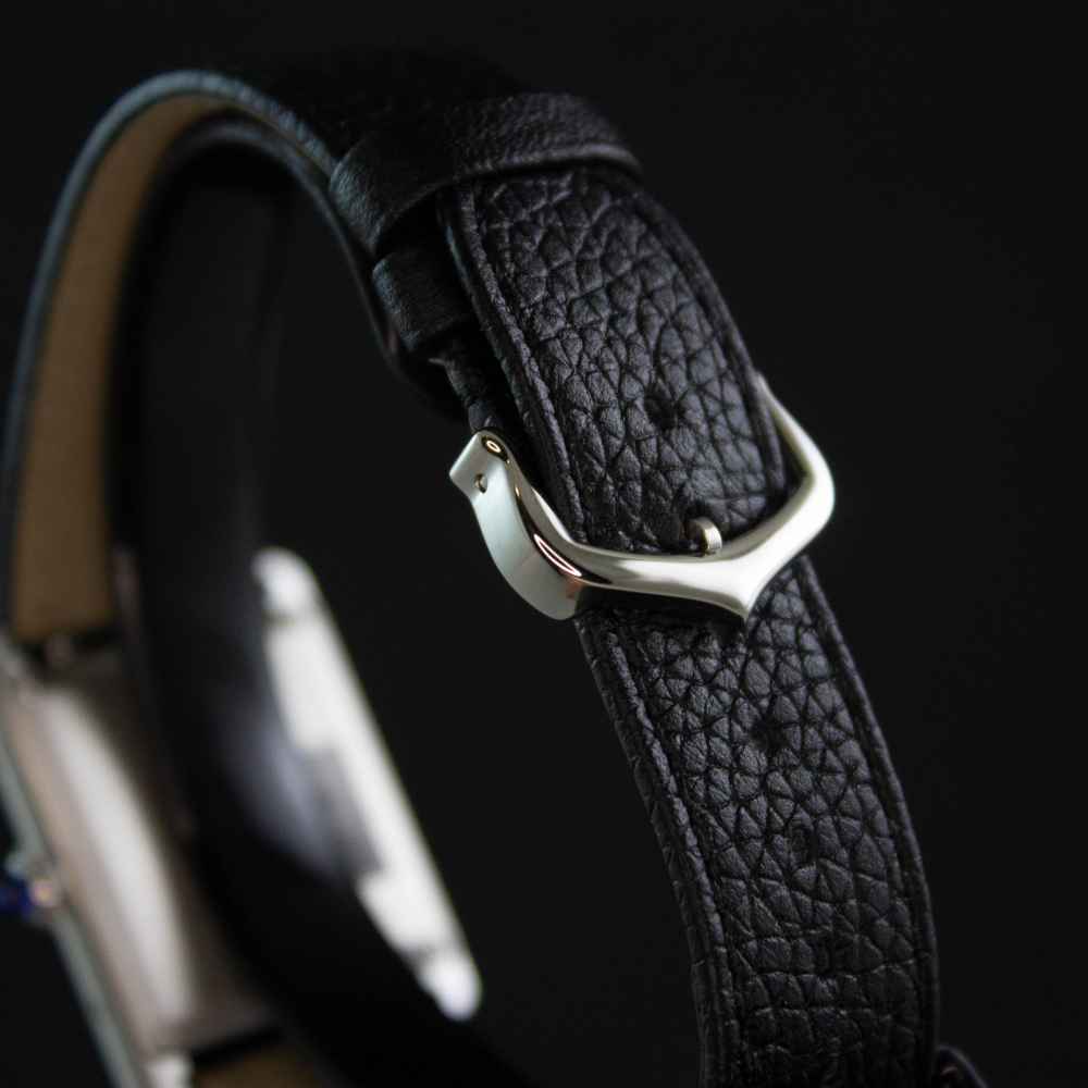 Watch Cartier Tank Must Solarbeat second-hand