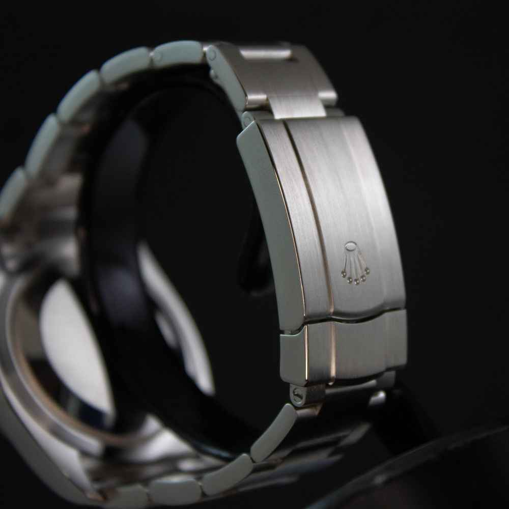 Watch Rolex Oyster Perpetual 34 second-hand