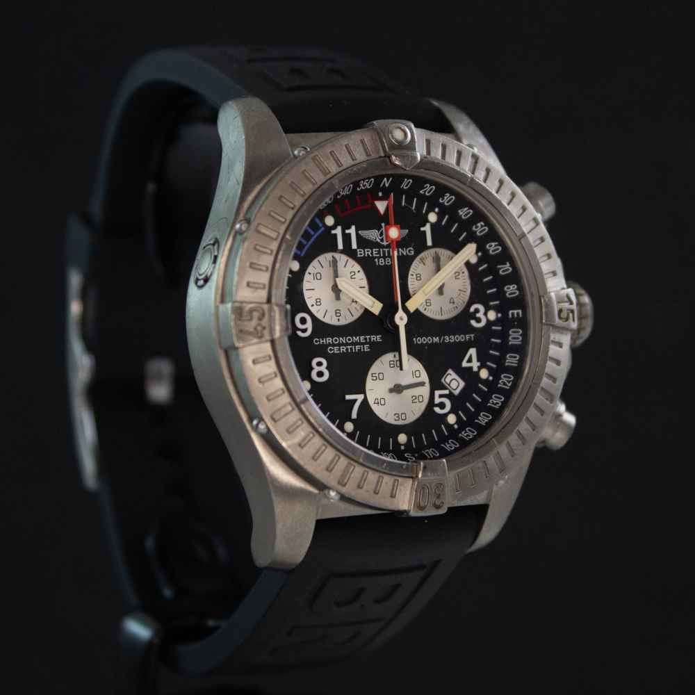 Reloj Breitling Chrono Avenger M1 inicio.second_hand
