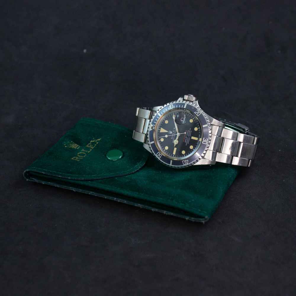 Watch Rolex Submariner Date second-hand