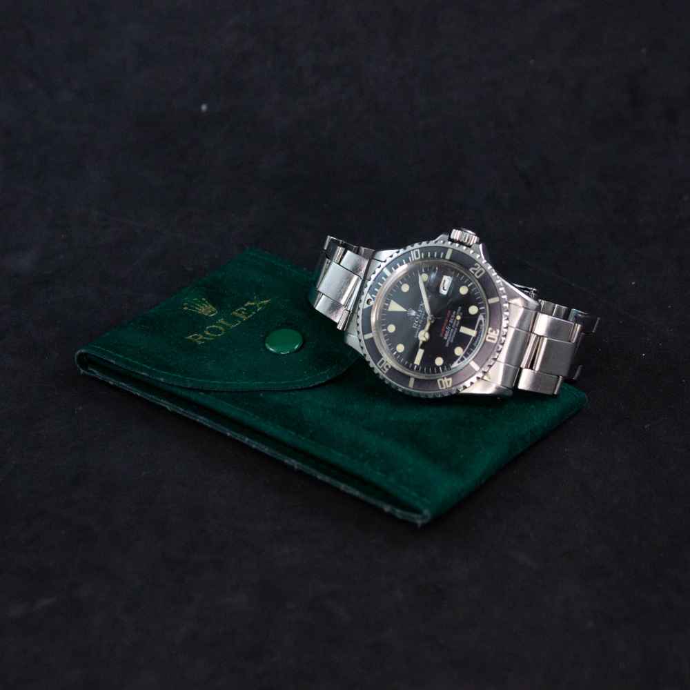 Watch Rolex Submariner Date second-hand
