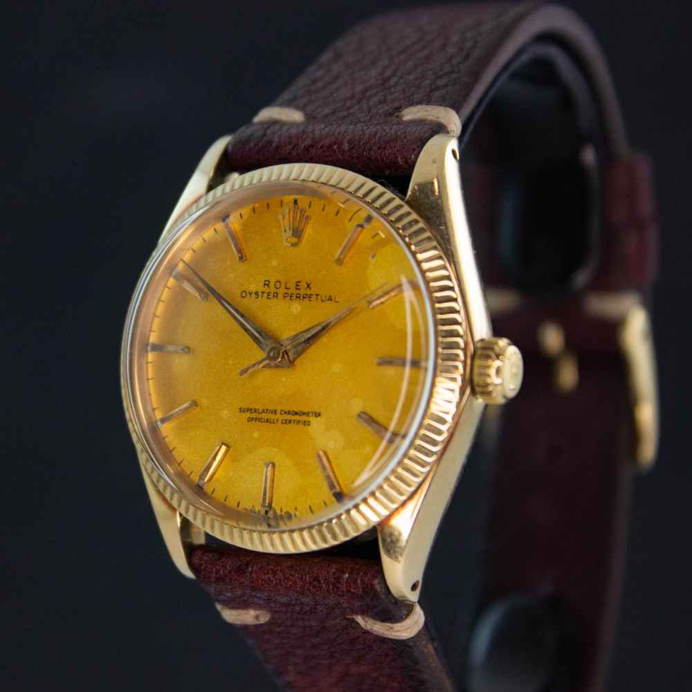 Watch Rolex Oyster Perpetual 34 second-hand