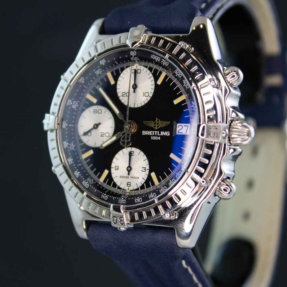 Watch Breitling Chronomat second-hand