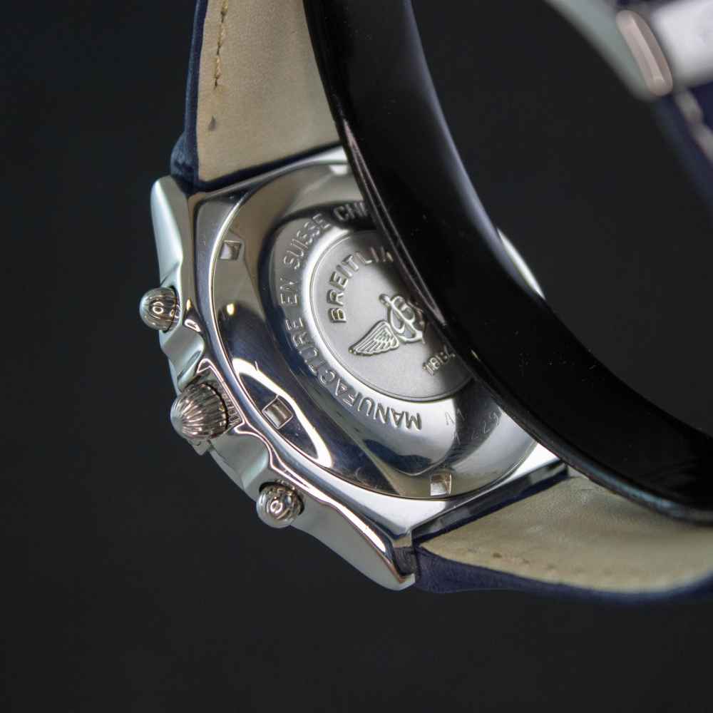 Watch Breitling Chronomat second-hand